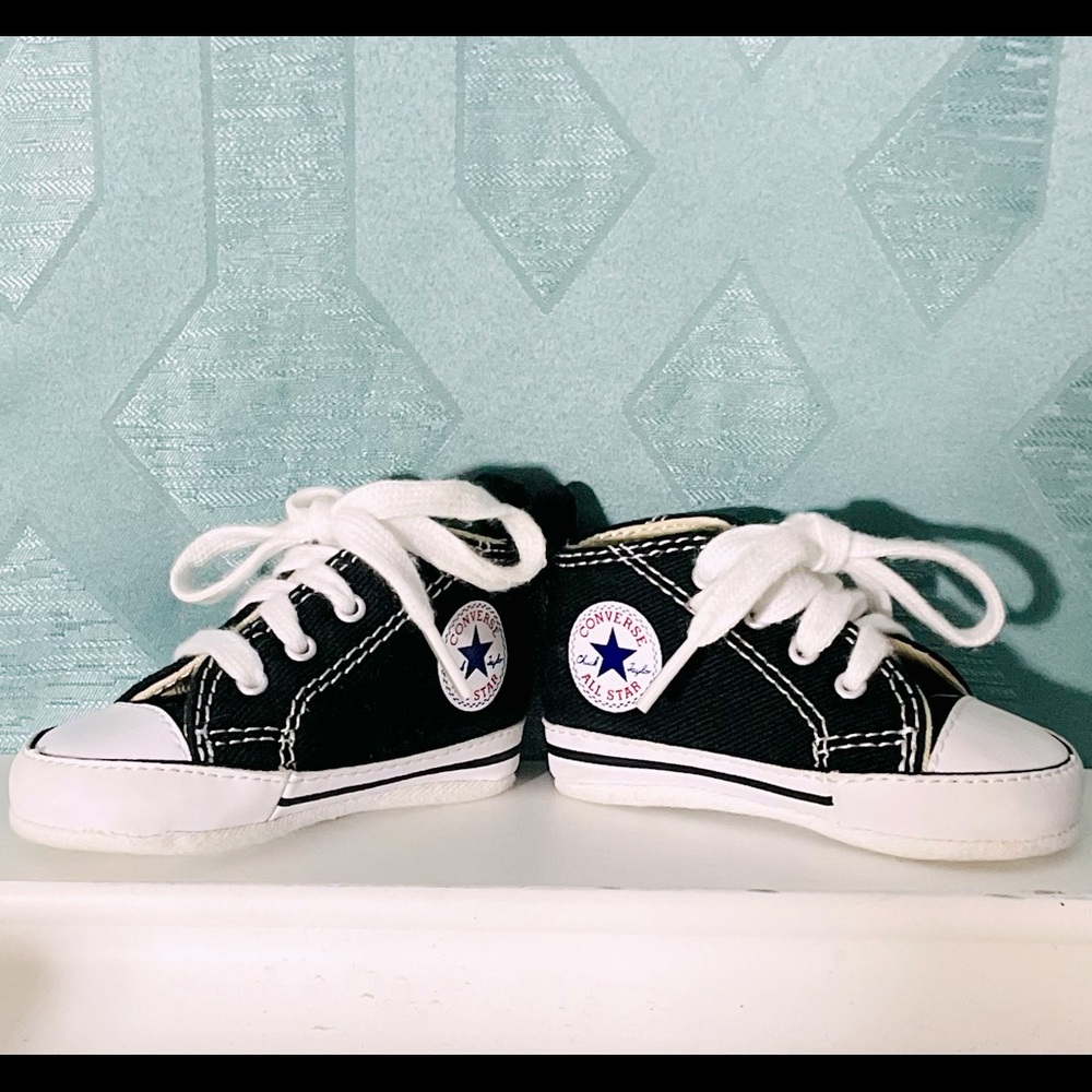 Kids Converse great condition